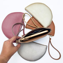 Load image into Gallery viewer, WILLOW Pouch