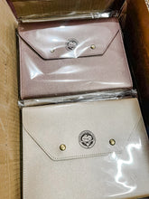 Load image into Gallery viewer, Set of Sleeves for Prescription Pad + Name Tag for Stethoscope βπ