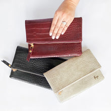 Load image into Gallery viewer, Elisse Pouch