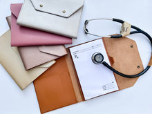 Load image into Gallery viewer, Set of Sleeves for Prescription Pad + Name Tag for Stethoscope βπ