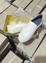 Load image into Gallery viewer, Nursing Shoes (genuine leather)