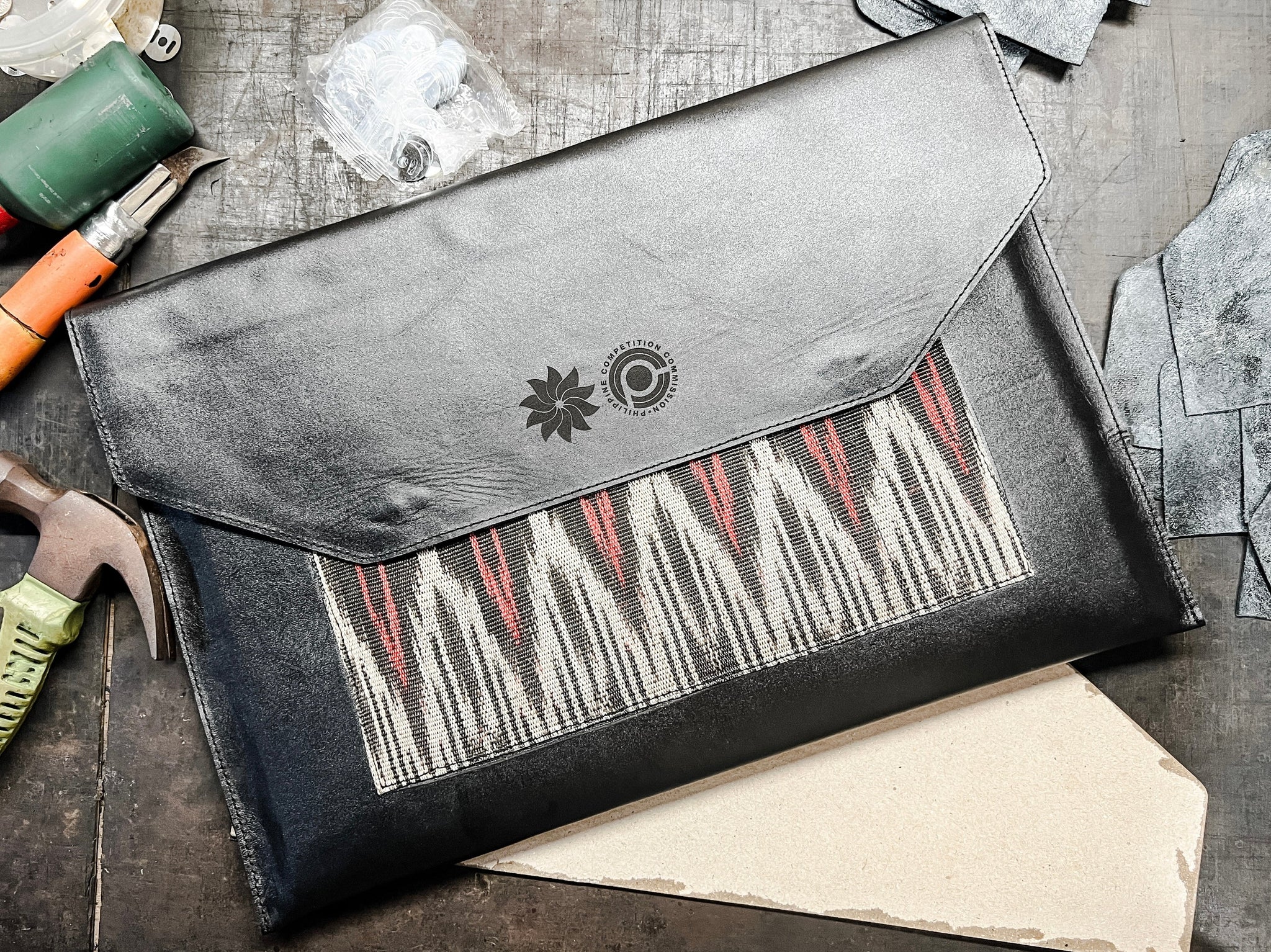 T'Boli Padded Laptop Sleeves (genuine leather) – Made Lokal by Melissa