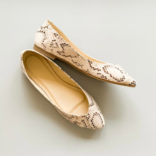 Load image into Gallery viewer, GEORGINA beige viper
